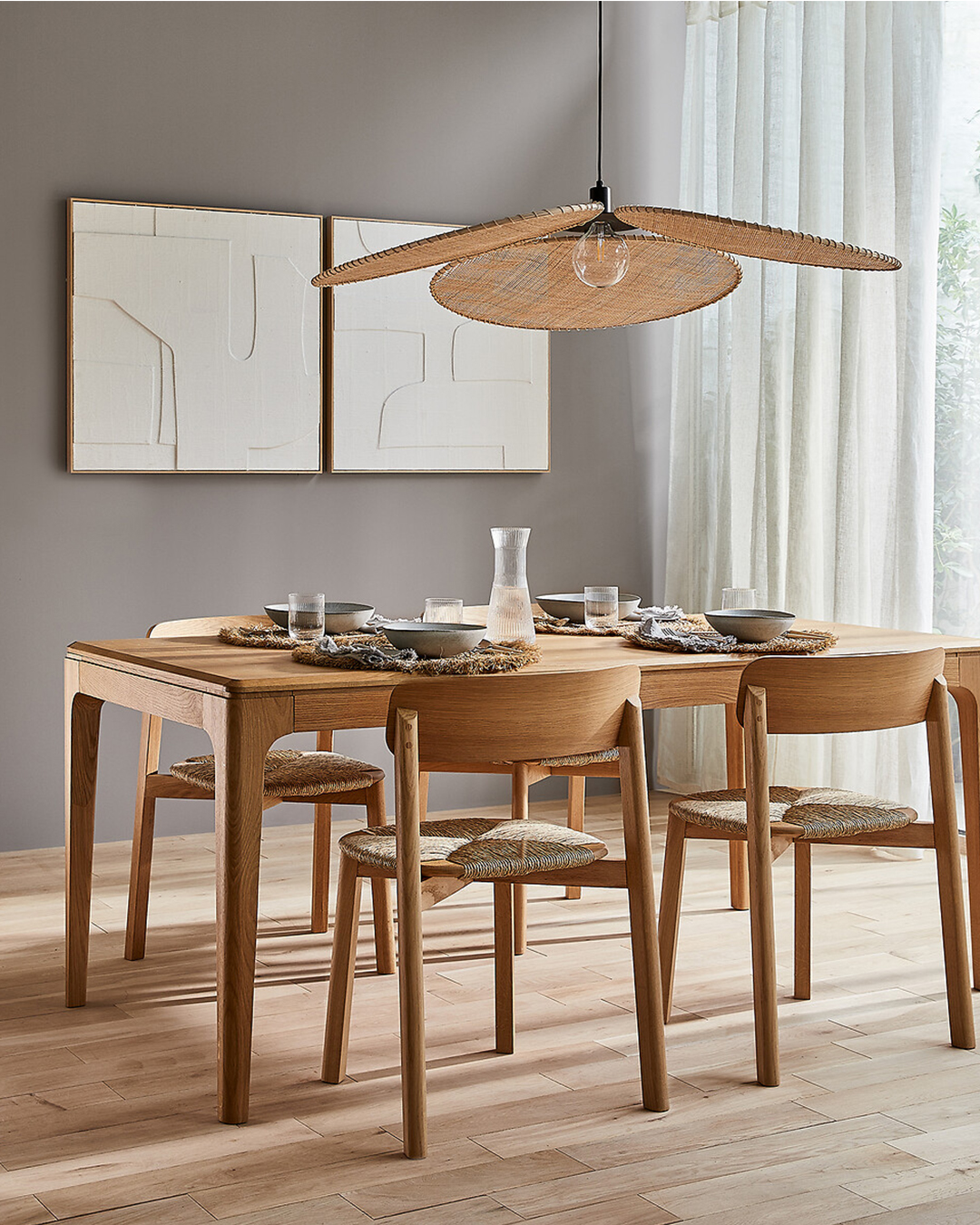 SEQUOI DINING TABLE (3)