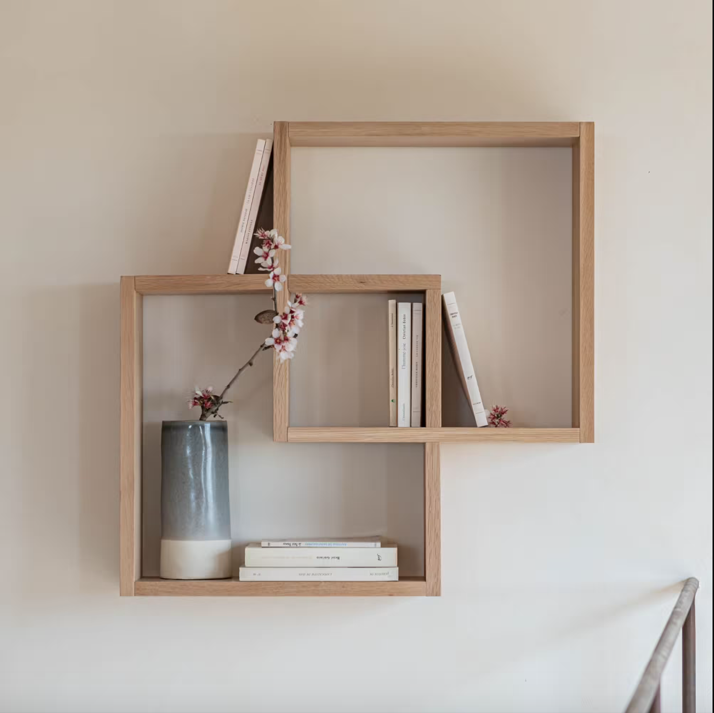 Tassia wall storage