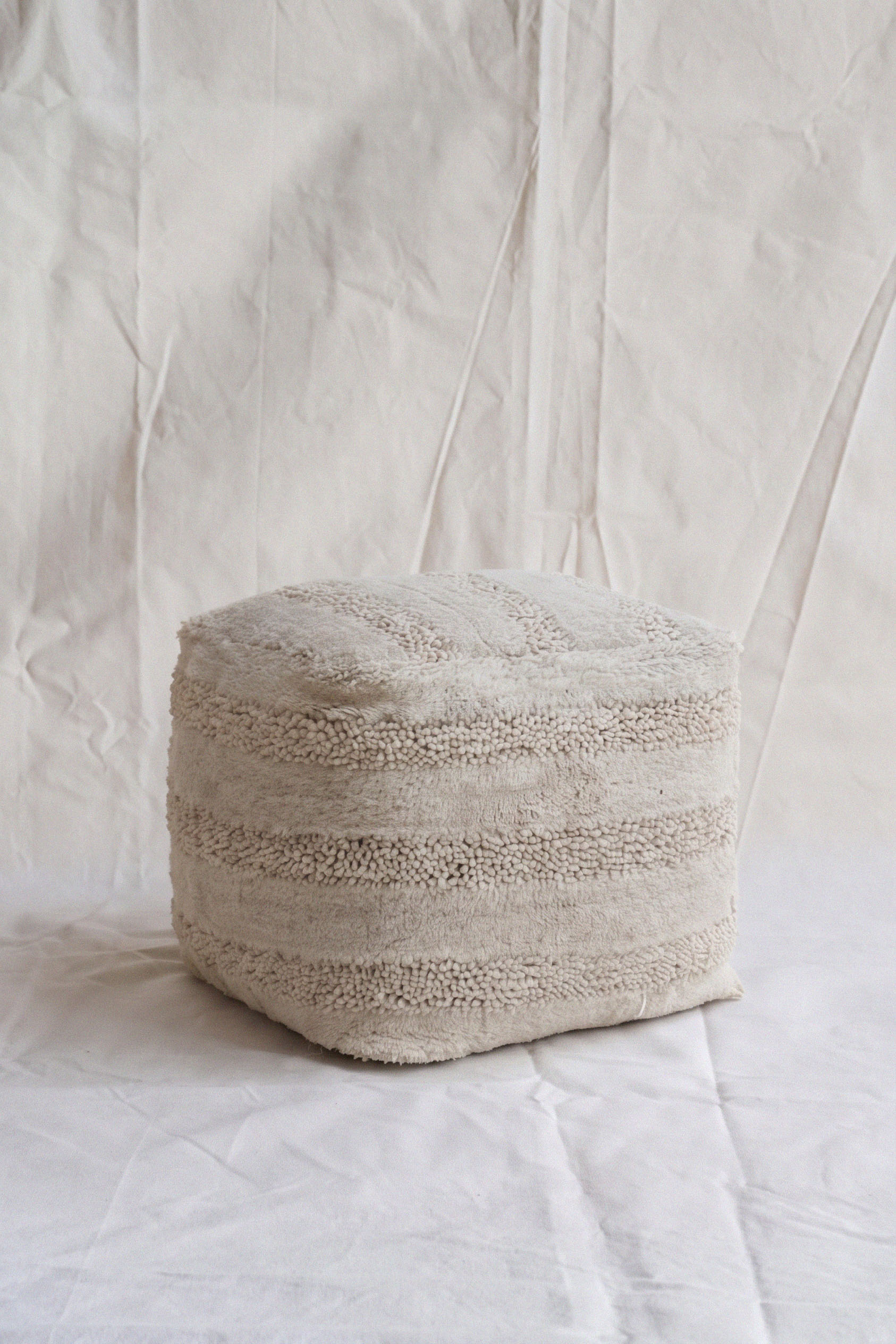 DAMBOV - POUF